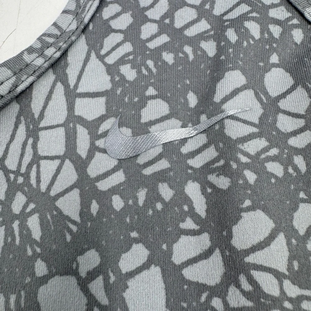 Nike Dri Fit Women's XL Racerback Tank Top Gray Abstract‎ Print 